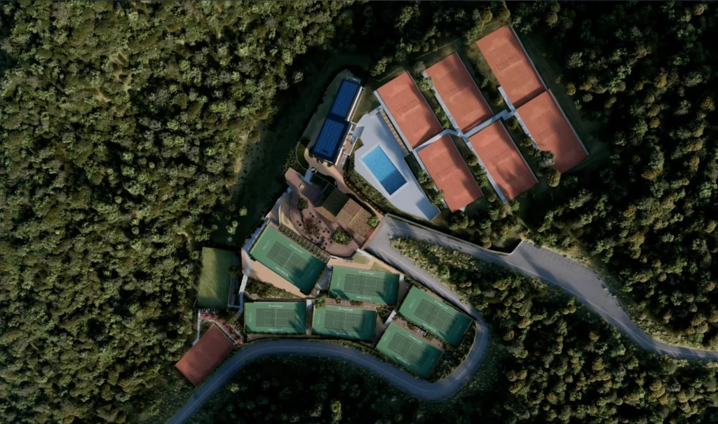 Vista aérea de la sede del TEC rodeada por el bosque de Collserola